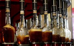 Власти одобрили идею законодательно отделить сырье для коньяка от спирта