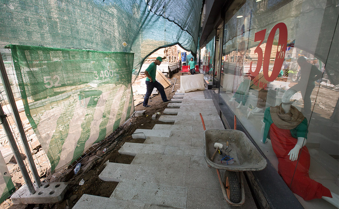 На Садовом кольце рекордно уменьшилось число магазинов и ресторанов