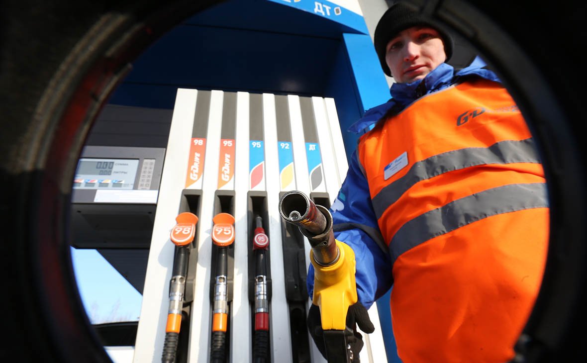 Эксперты предупредили о росте профицита бензина в России вдвое