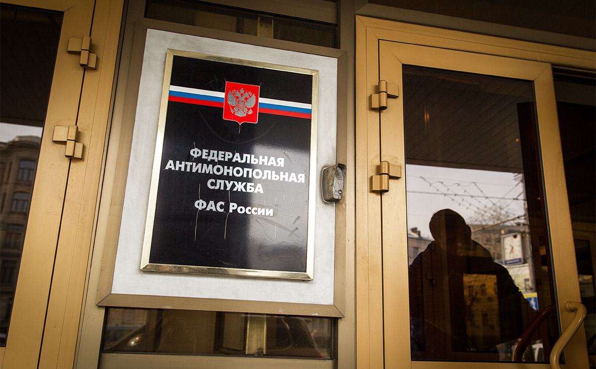 Подозреваемые в картеле фармацевты не пустили в офис инспекторов ФАС