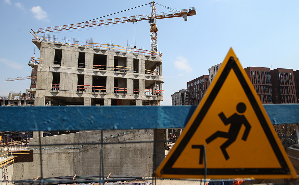 Глава Минстроя допустил спад объема ввода жилья из-за нового закона