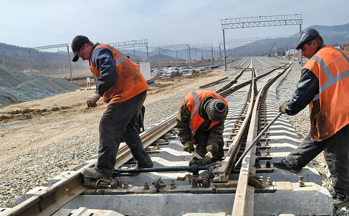 Минтранс перепродал Крыму закупленные у РЖД рельсы вдвое дороже