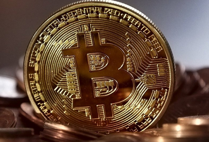 Цена Bitcoin превысила 8 197 долларов