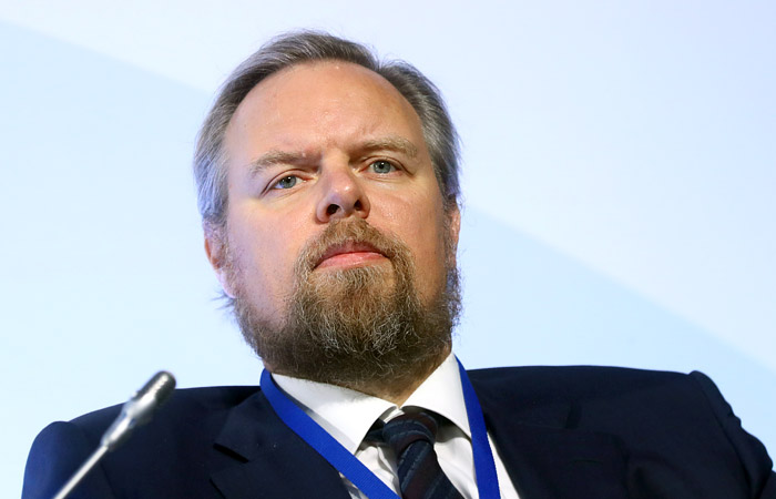 Источник сообщил об отъезде из РФ совладельца санируемого Промсвязьбанка